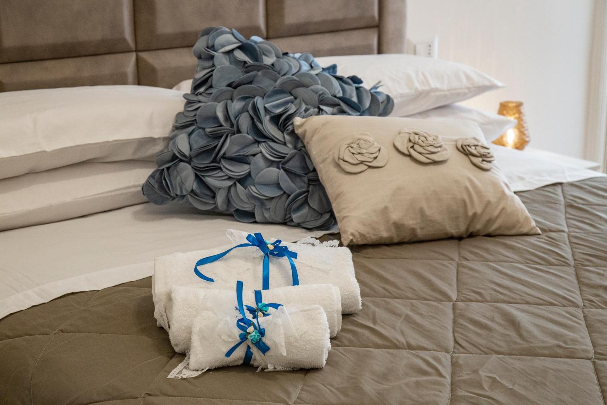 Peppe Prestige Home เนเปิลส์ ภายนอก รูปภาพ